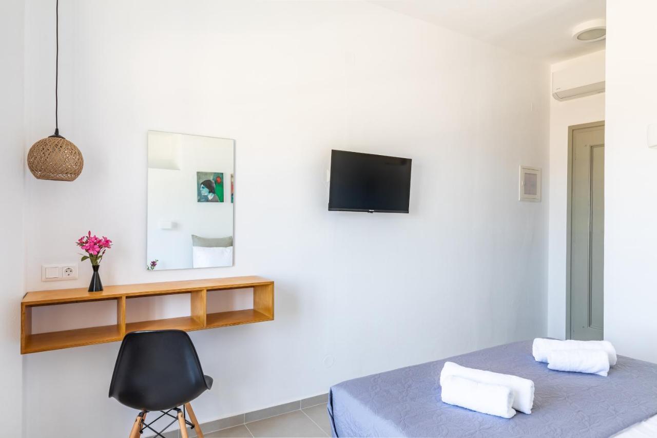 Uncle John'S Guesthouse 斯科派洛斯 外观 照片